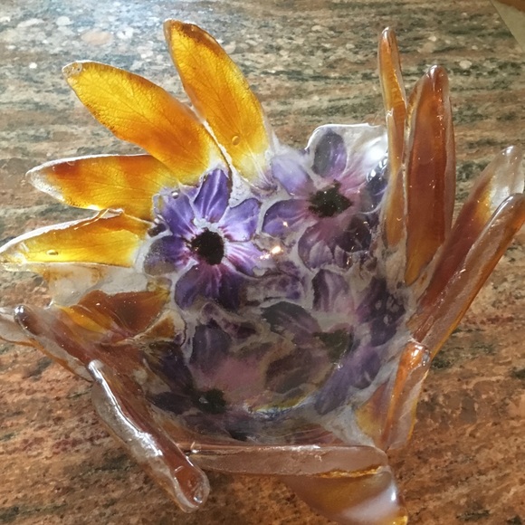Blown glass fingertip floral signed Bowl - Picture 3 of 8